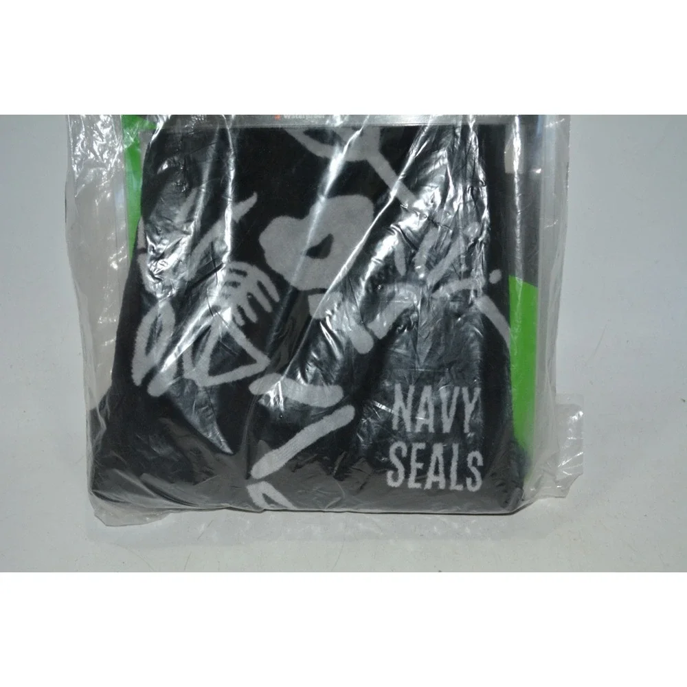 Amphibian 2‑in‑1 Golf Towel Wet/Dry Navy SEALs Premium – New – Never Used